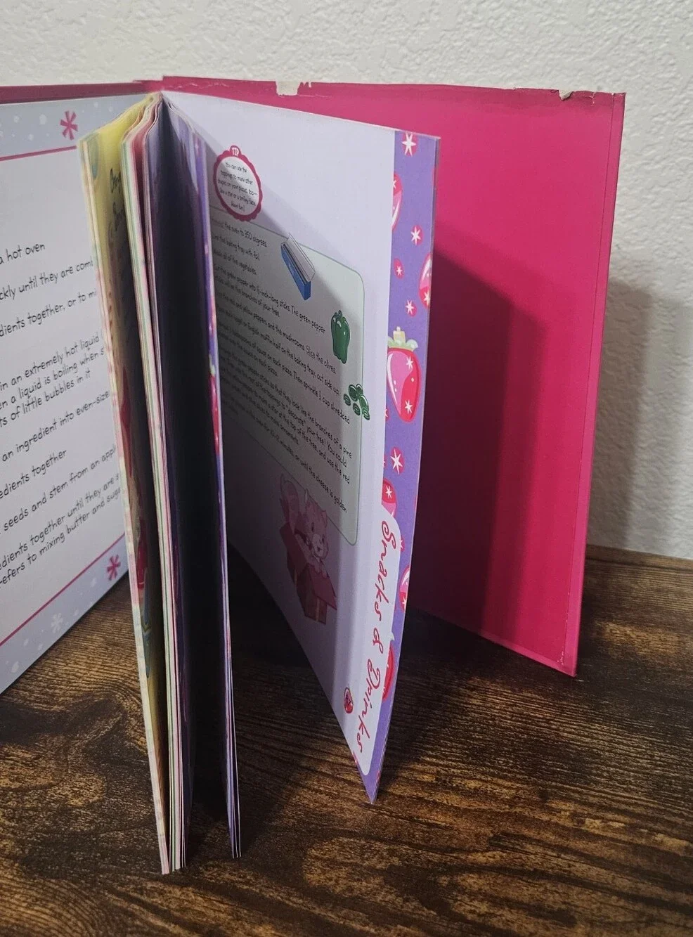 Strawberry Shortcake Holiday Treats Cookbook